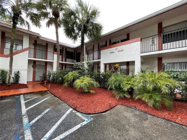 Building Photo - 2390 Coral Springs Dr