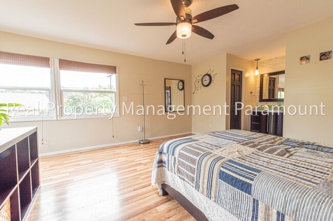 Building Photo - Modern, Eco-Friendly 4BR Home with Views i...
