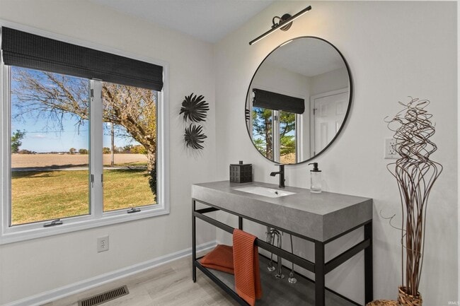 Building Photo - 2083 W 425 N