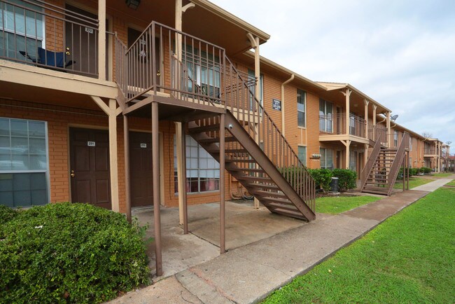 Casa Cruz Houston, TX Apartment Finder