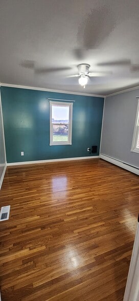 Building Photo - 5658 MO-94