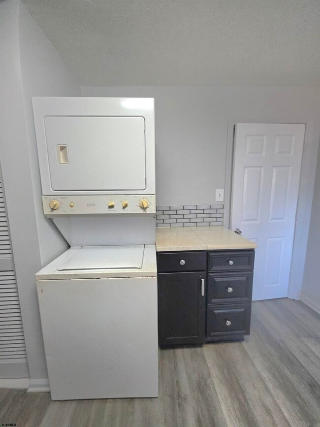 Building Photo - 216 New Jersey Ave