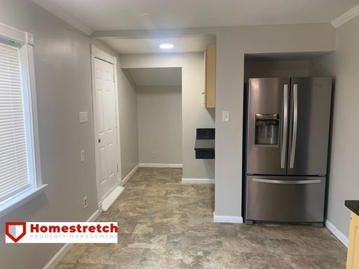 Building Photo - Newly Renovated 3 bedroom home!