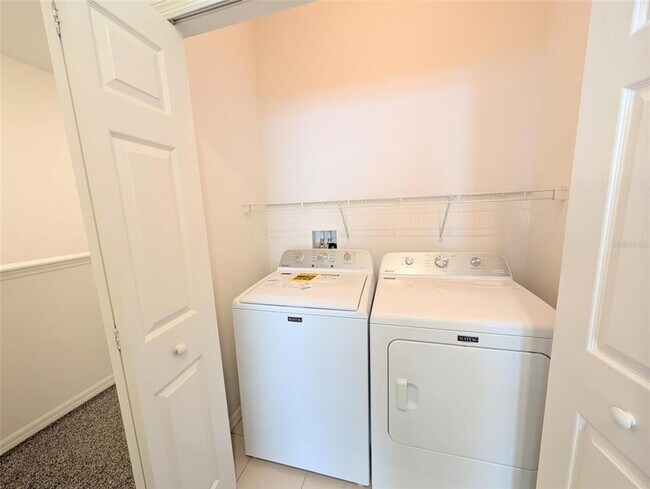 Building Photo - 4004 Crabtree Ave