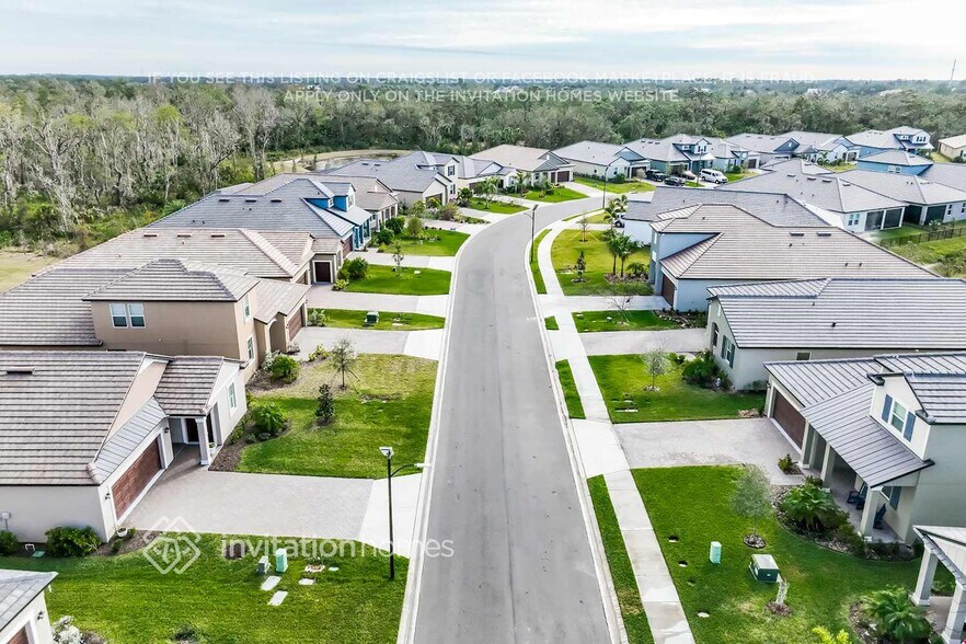 Building Photo - 1627 142nd Ter E