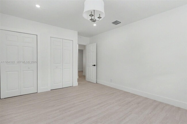 Building Photo - 55 SW 13th St