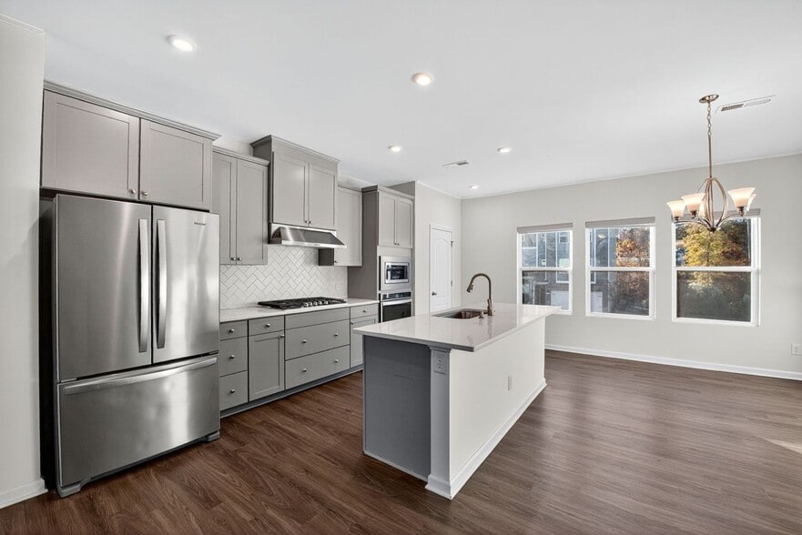 Building Photo - 1223 Brickfield Dr