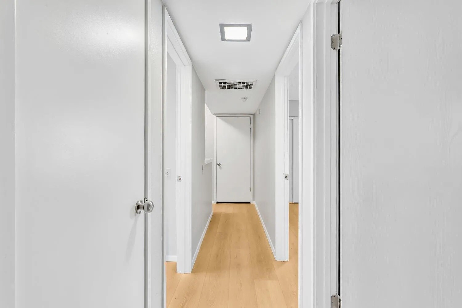 Building Photo - 1574 Drake Dr