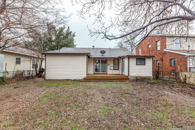 Building Photo - 223 Kayton Ave