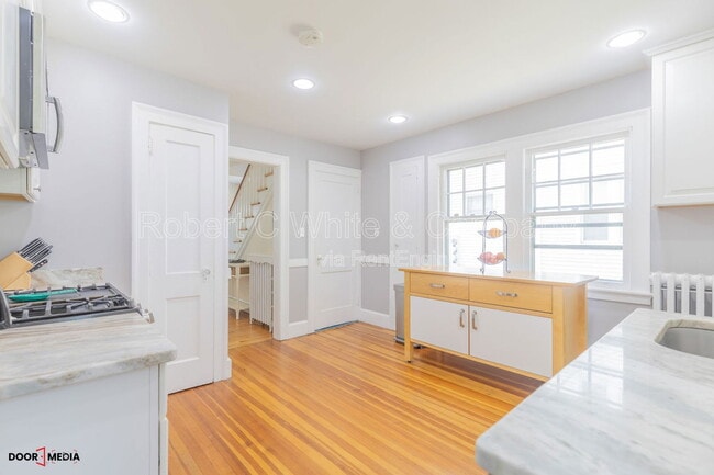 Building Photo - 54 Fennbrook Rd