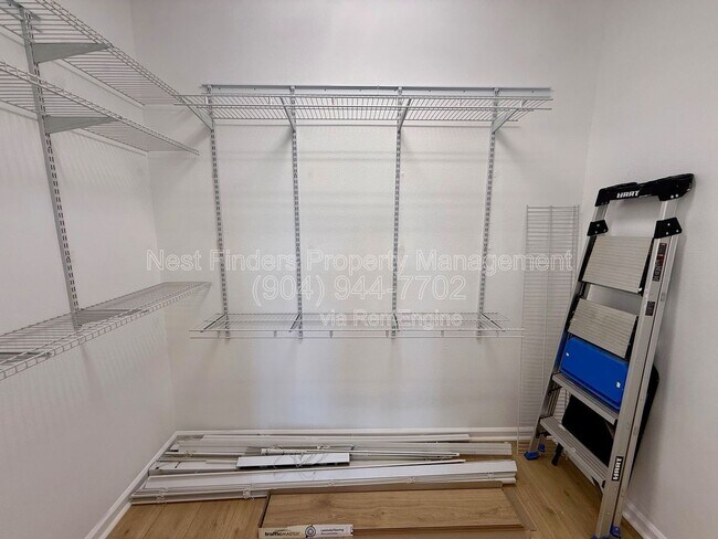 Building Photo - 11251 Campfield Dr