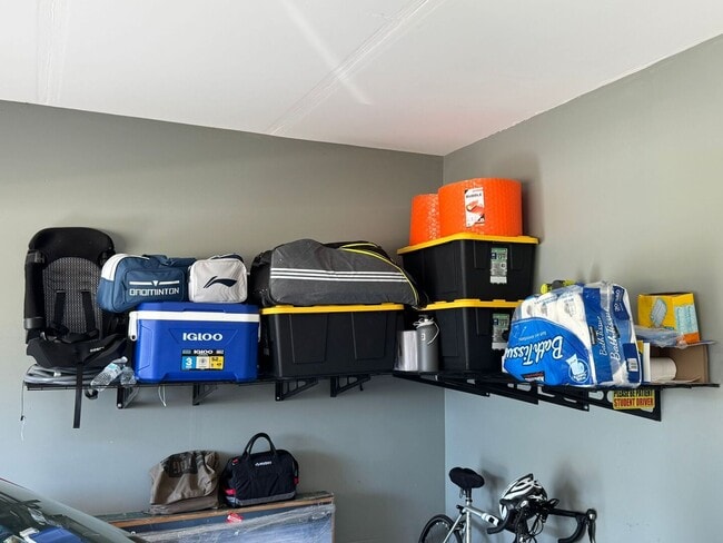 Building Photo - 12648 S Talbot Cir