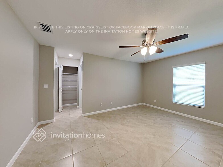 Building Photo - 1659 SW Realty St