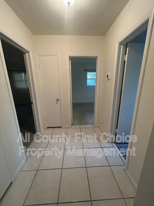 Building Photo - 2797 Renatta Dr