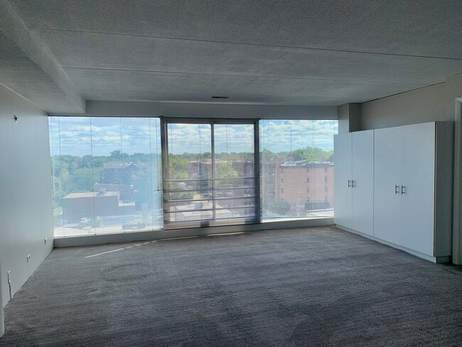 Building Photo - 1770 1st St