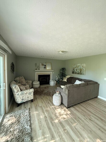 Building Photo - 4816 N Ashcroft Ln