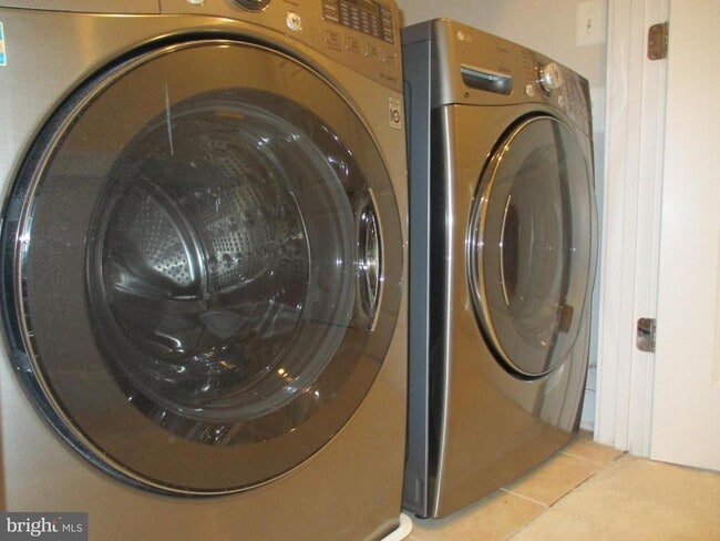 Building Photo - 3354 Provider Wy