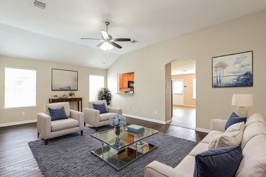 Building Photo - 4018 Falvel Shadow Creek Dr