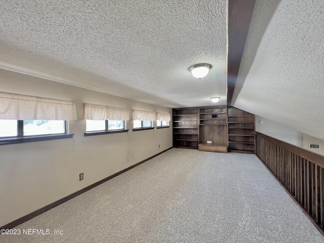 Building Photo - 8459 Rampart Rd