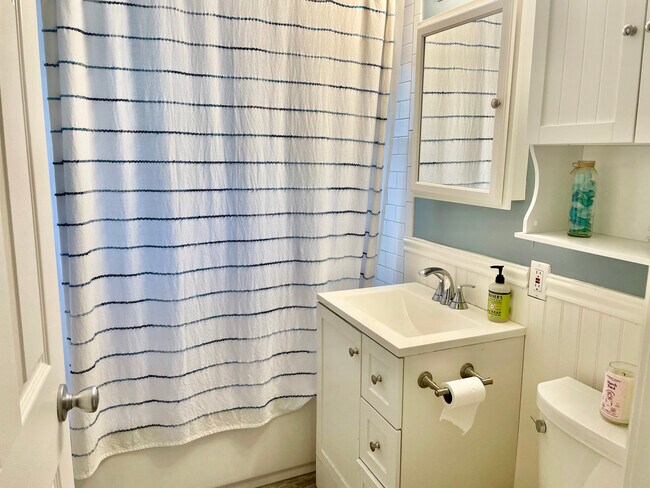 Building Photo - 61 Neptune Blvd