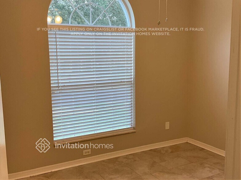 Building Photo - 1170 Emerald Hill Way