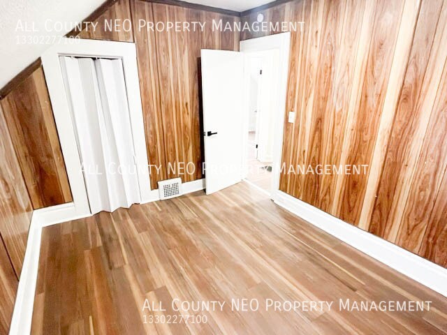 Building Photo - 3500 W 135th St