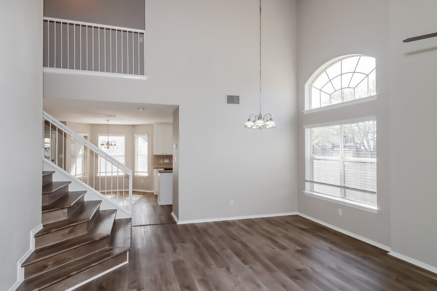 Building Photo - 17701 Balmorhea Ct