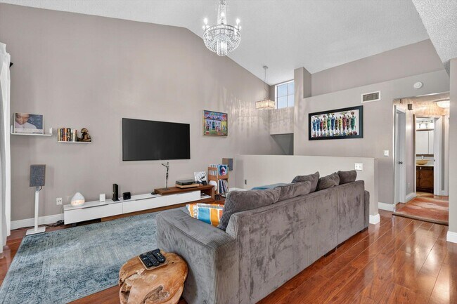 Building Photo - 301 SW 158th Terrace