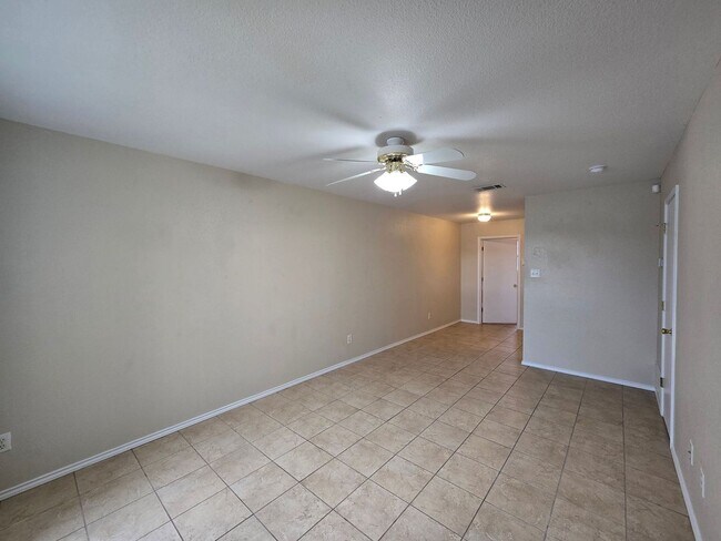 Building Photo - PRICE REDUCTION - AVAILABLE NOW!