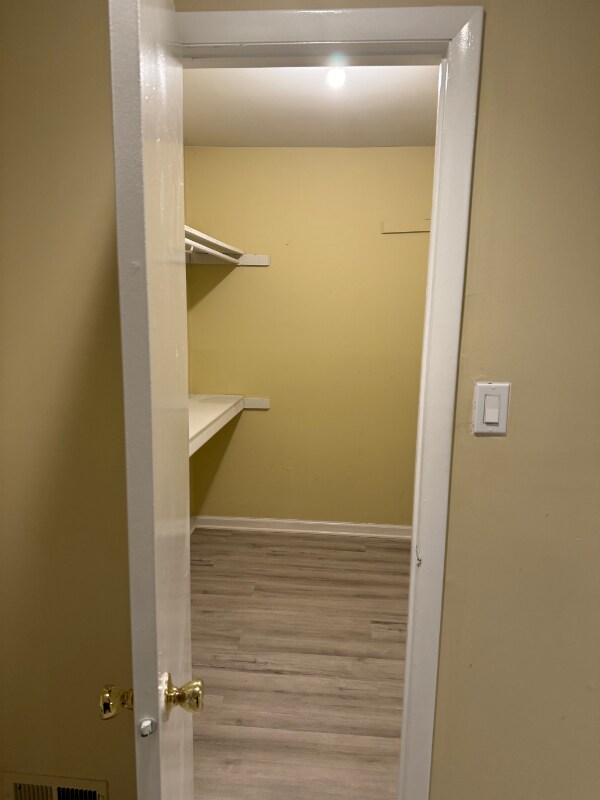 Building Photo - 2702A Sussex Ct