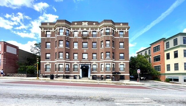 Building Photo - 333 Broadway