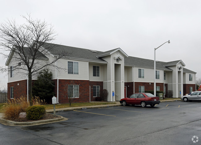 Building Photo - Countryview Estates