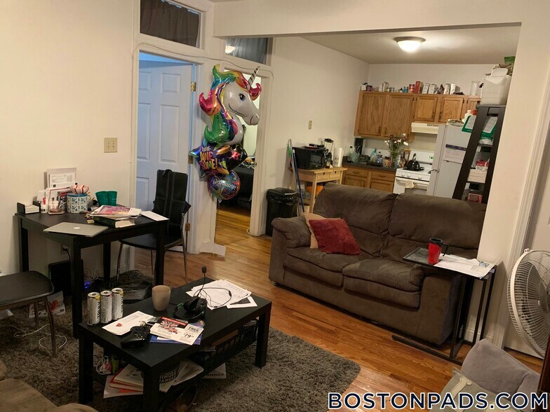 Building Photo - 19 Egremont Rd