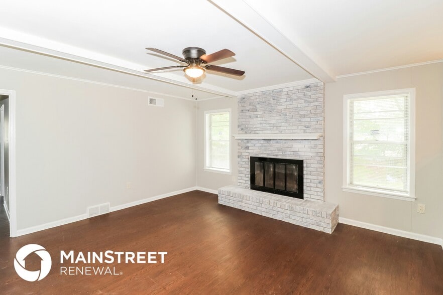 Building Photo - 5159 Downs Dr