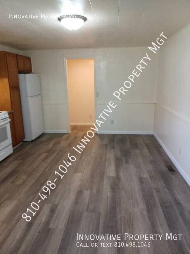 Building Photo - 1133 W Buder Ave