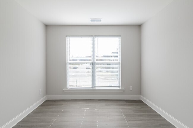 Building Photo - 3646 Trull St