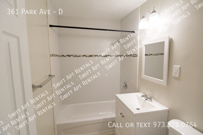 Building Photo - 361 Park Ave