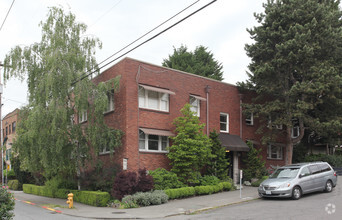 Building Photo - Harrison Court