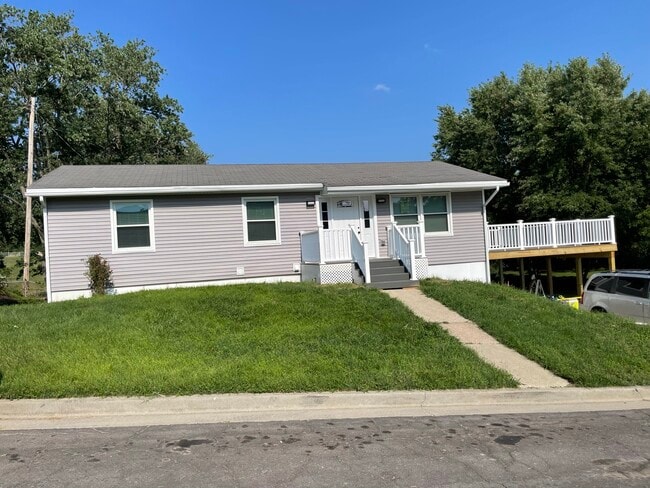 Building Photo - 241 Madison Ave