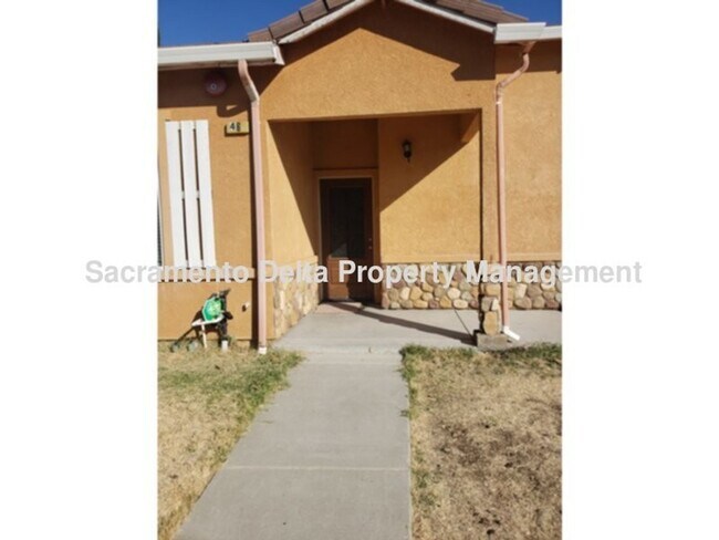Building Photo - 46-46 Butterwick Ct