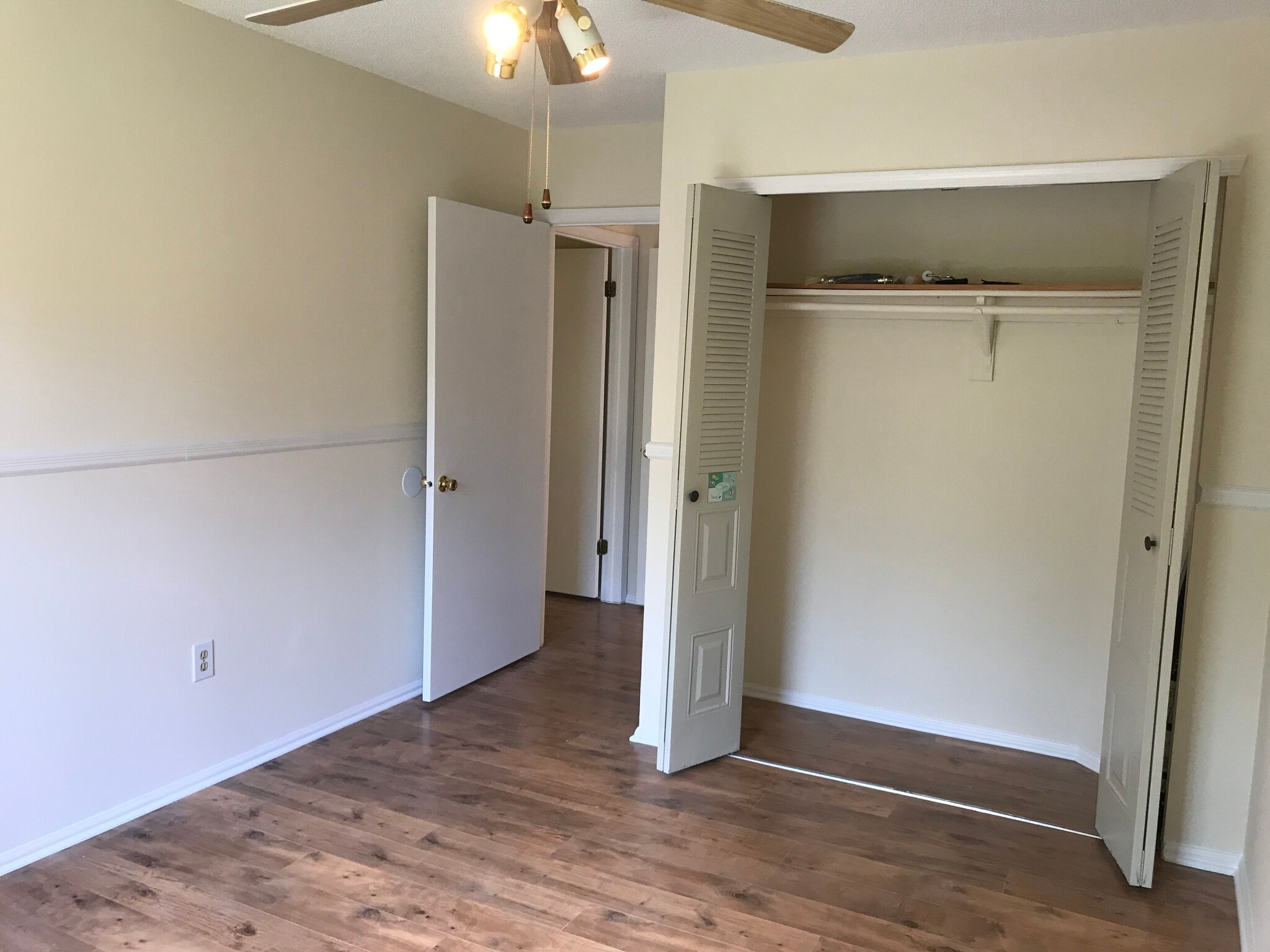 Bed Room Closet - 29 Amberly Ct