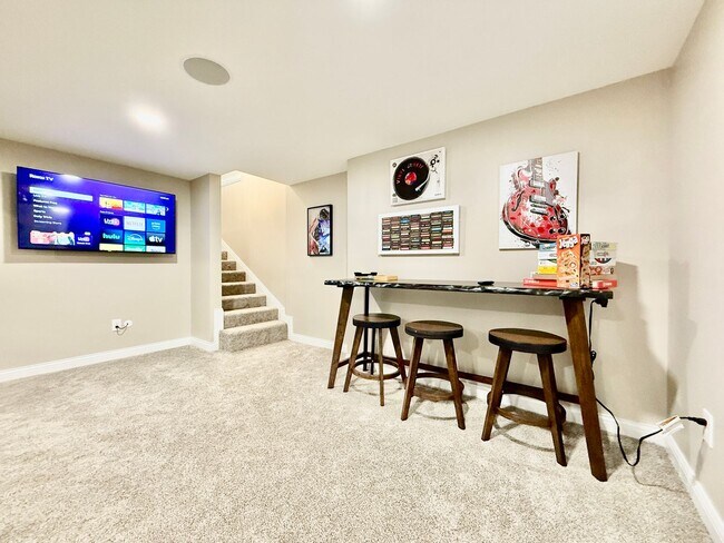 Building Photo - Brand new remodeled home in Monroe!