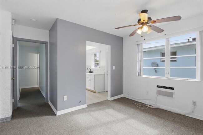 Building Photo - 28 NW 170th St