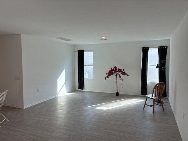 Building Photo - Charming 3-Bedroom Home in San Antonio – P...