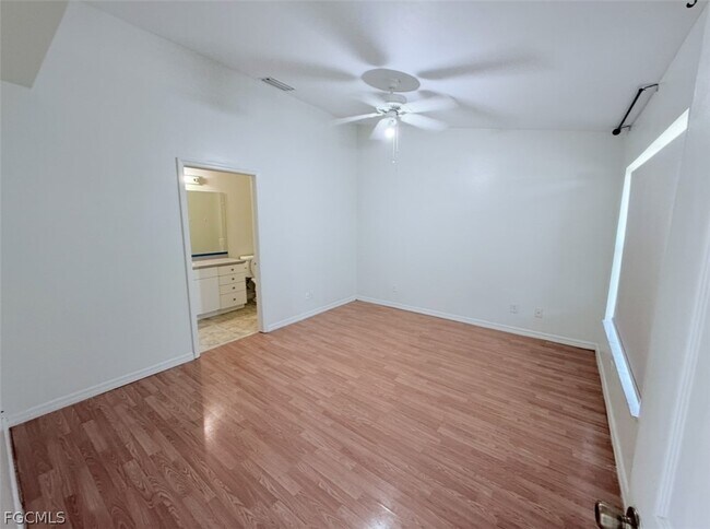 Building Photo - 541 Hancock Bridge Pkwy