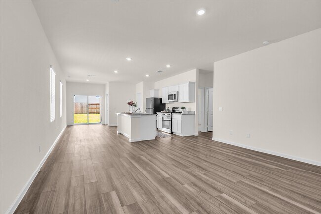 Building Photo - 18669 Shauna Danielle Dr