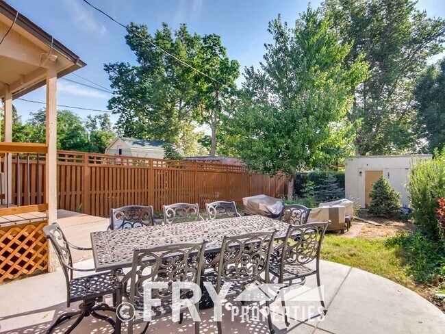 Building Photo - Beautifully Remodeled Potter Highlands Vic...
