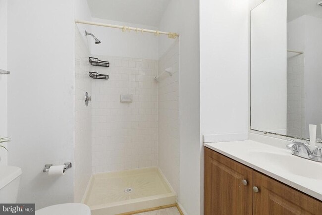 Building Photo - 7669 Chadds Landing Way