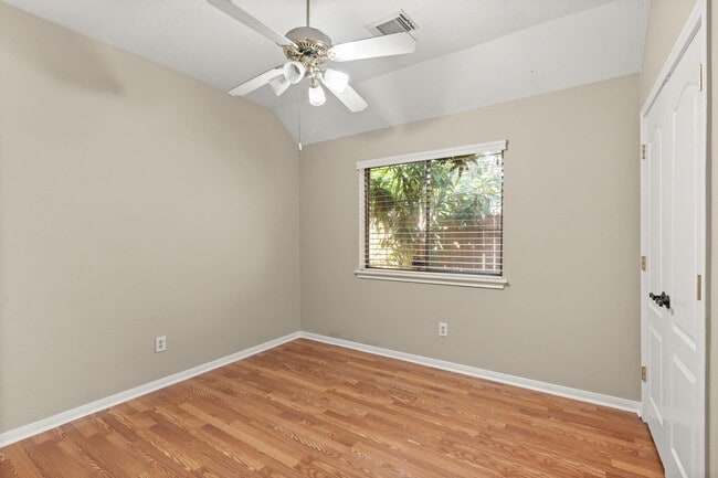 Building Photo - 4503 Summer Lakes