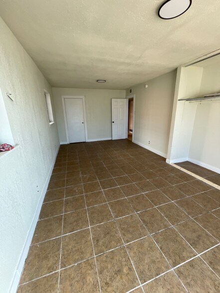 Building Photo - 3405 Olympic Ave